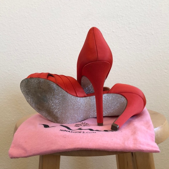 GLITTER SOLE Orange Nina Satin Pumps - Picture 4 of 7